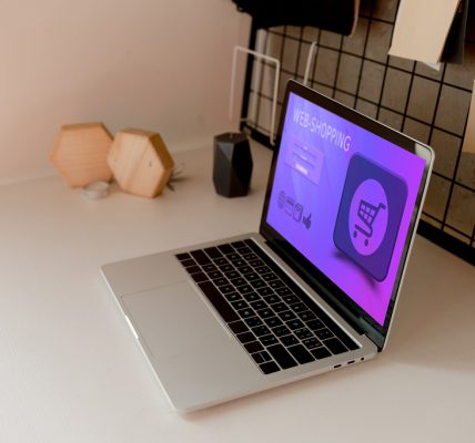 Wysyłka maili w Magento
